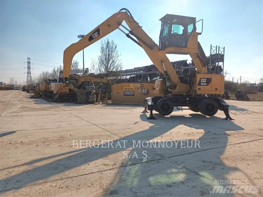 CAT MH3022 Gumikerekes kotrók