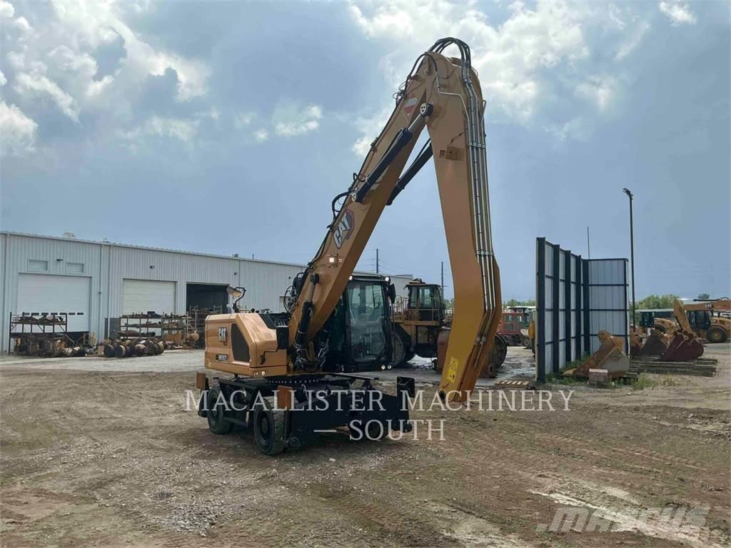 CAT MH3022 Gumikerekes kotrók