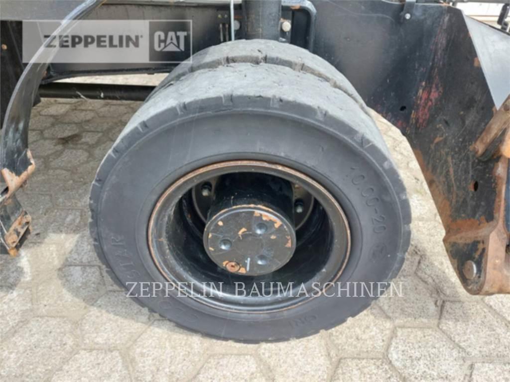CAT MH3022-06C Bontásra használt kotrók