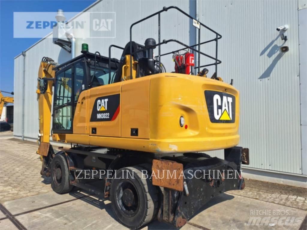 CAT MH3022-06C Bontásra használt kotrók