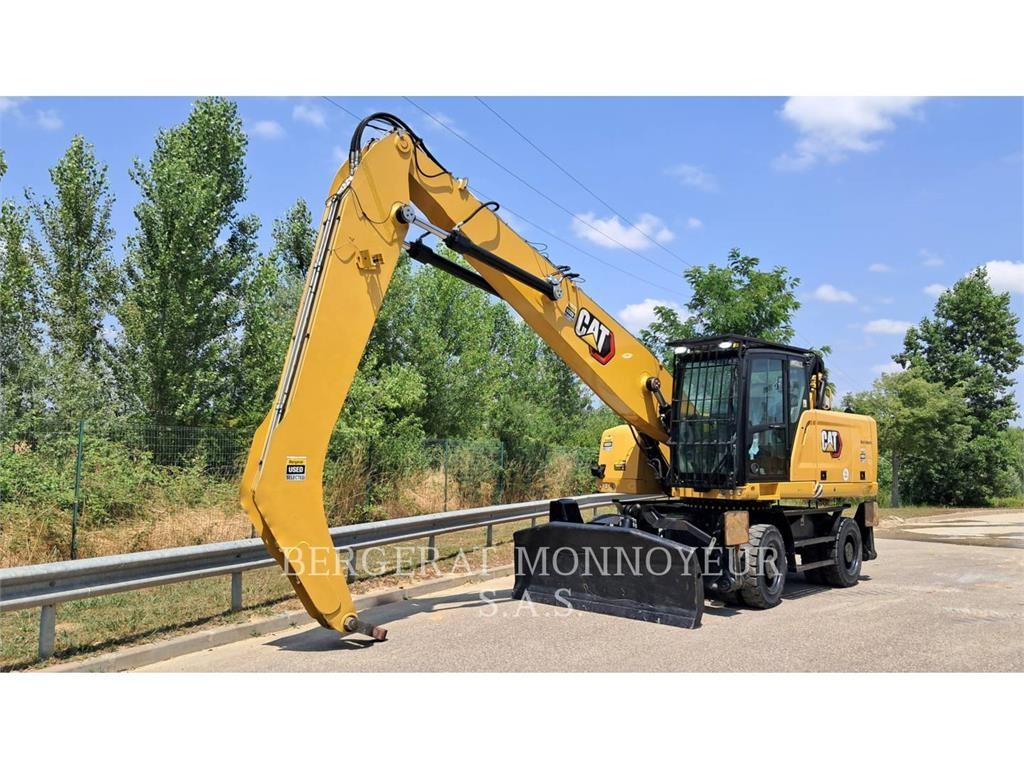 CAT MH3022-1 Gumikerekes kotrók
