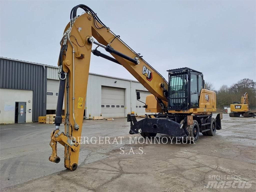 CAT MH3024 Gumikerekes kotrók