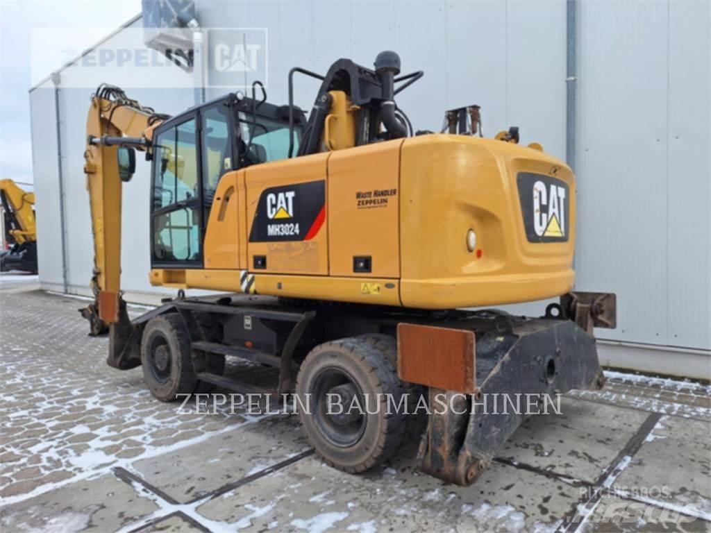 CAT MH3024-06C Bontásra használt kotrók