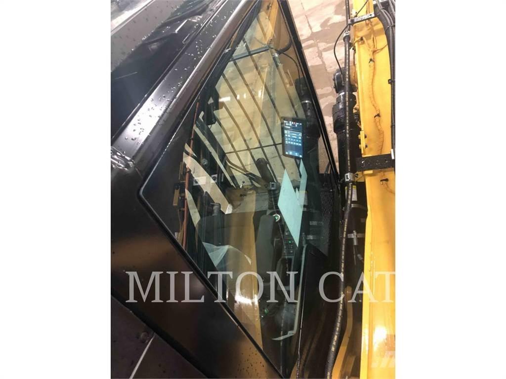 CAT MH3026 Gumikerekes kotrók