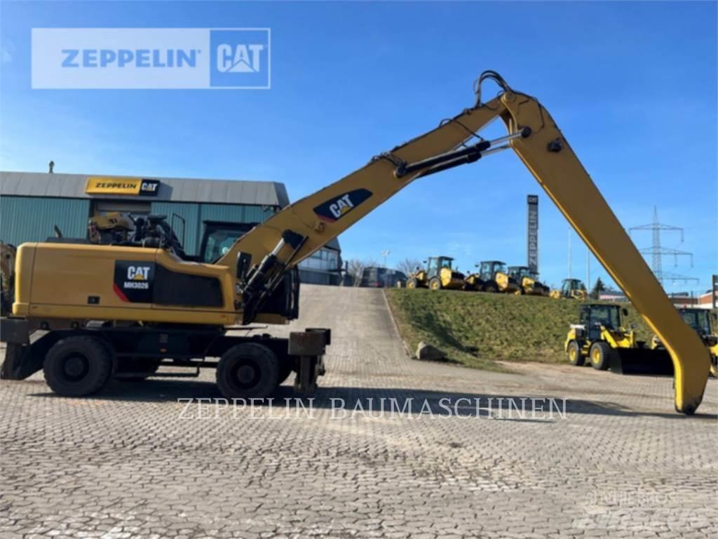 CAT MH3026-06C Bontásra használt kotrók
