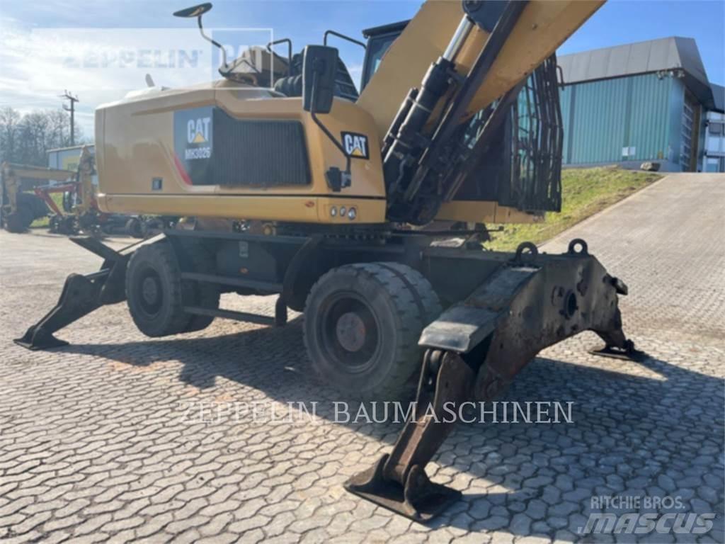 CAT MH3026-06C Bontásra használt kotrók