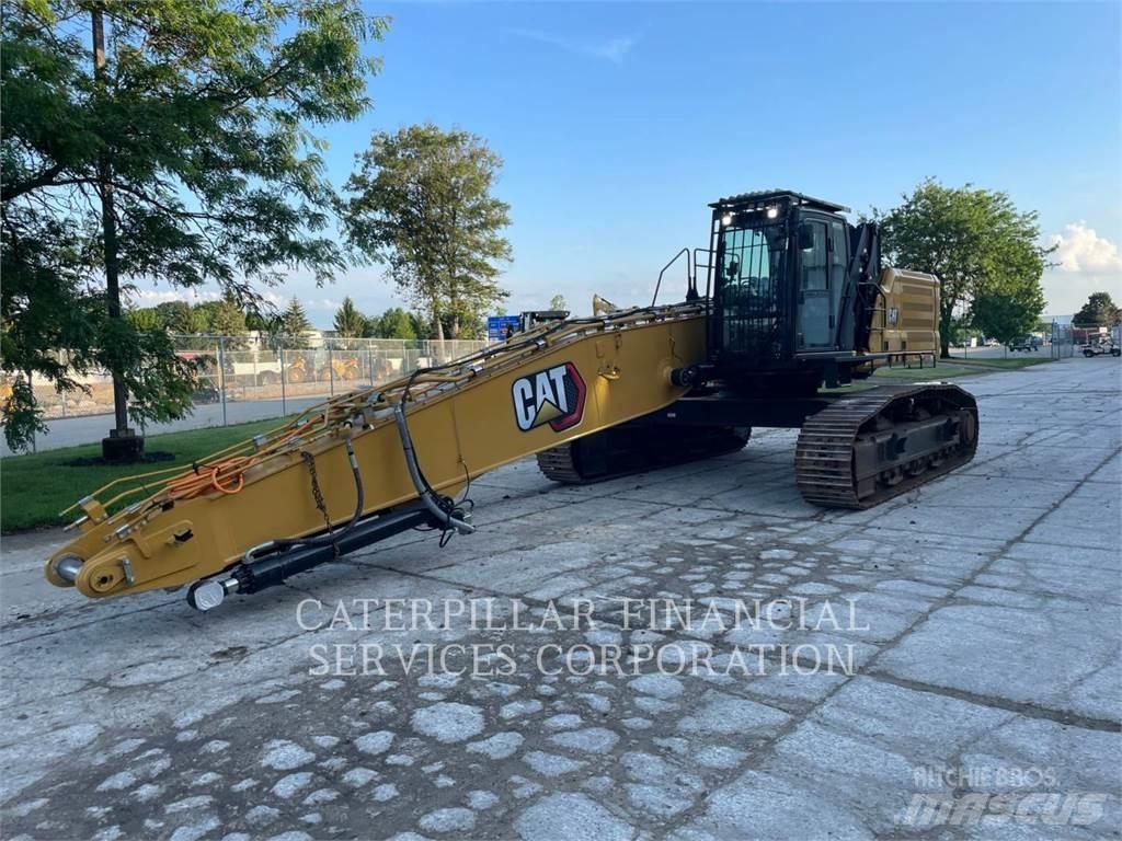 CAT MH3250 Gumikerekes kotrók