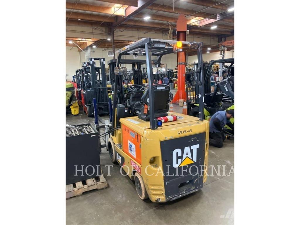 CAT MITSUBISHI EC30N2 Elektromos targoncák
