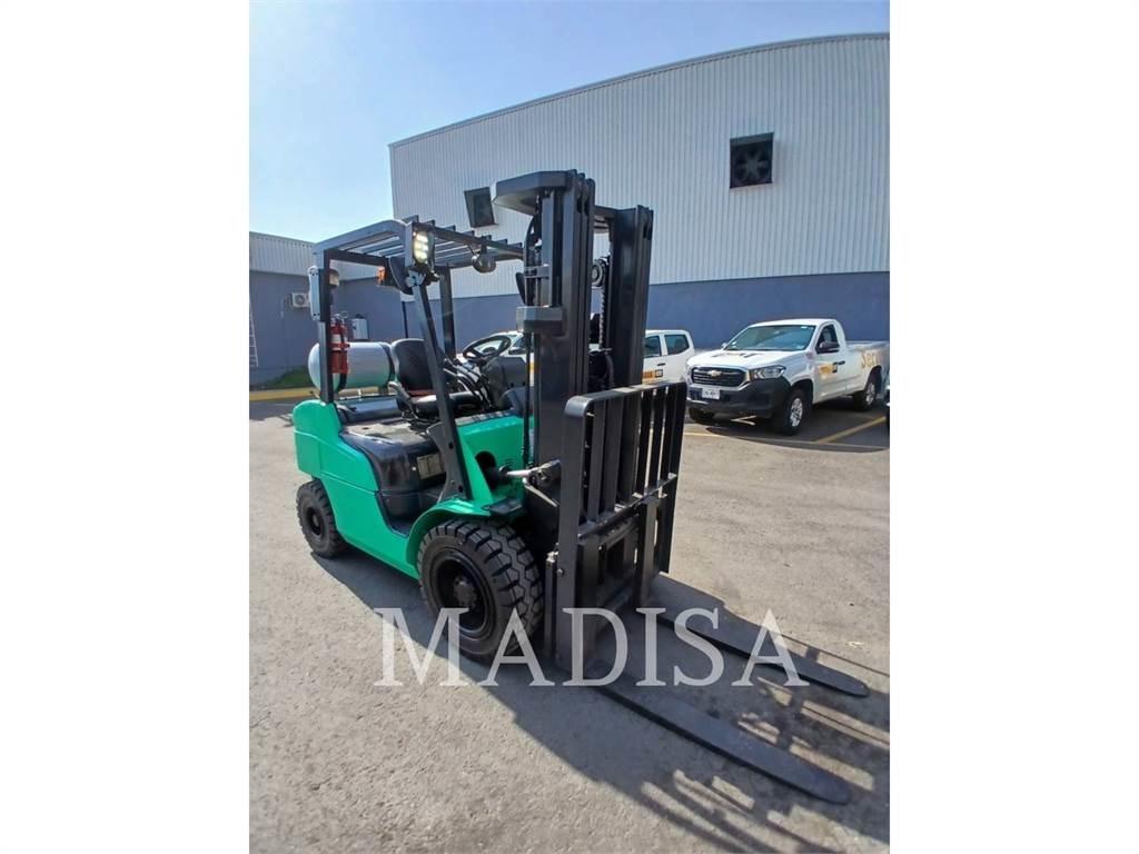 CAT MITSUBISHI FG30N-LP Targoncák-Egyéb