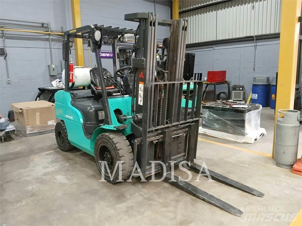 CAT MITSUBISHI FG30N-LP Targoncák-Egyéb