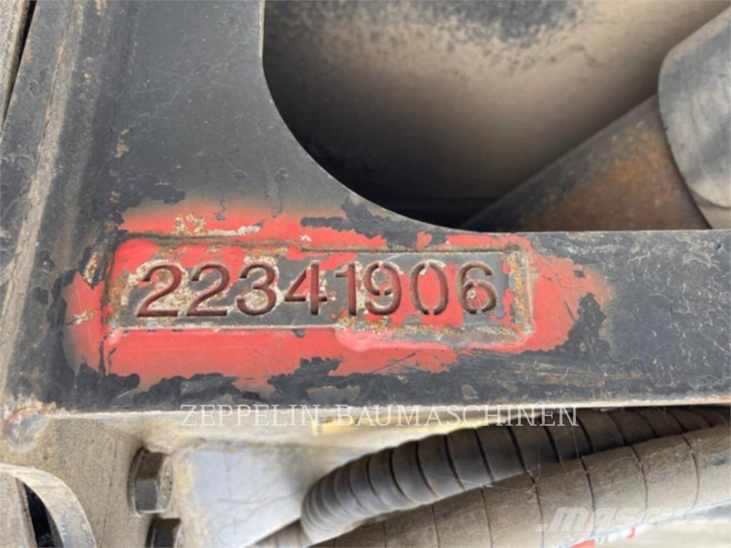 CAT MP318 Építőipari Törőgépek