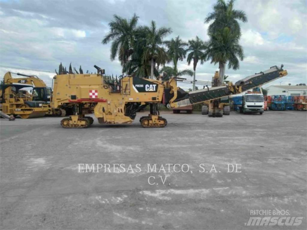 CAT PM-200 Aszfalt marók