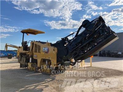 CAT PM312-02 Aszfalt terítõ gépek