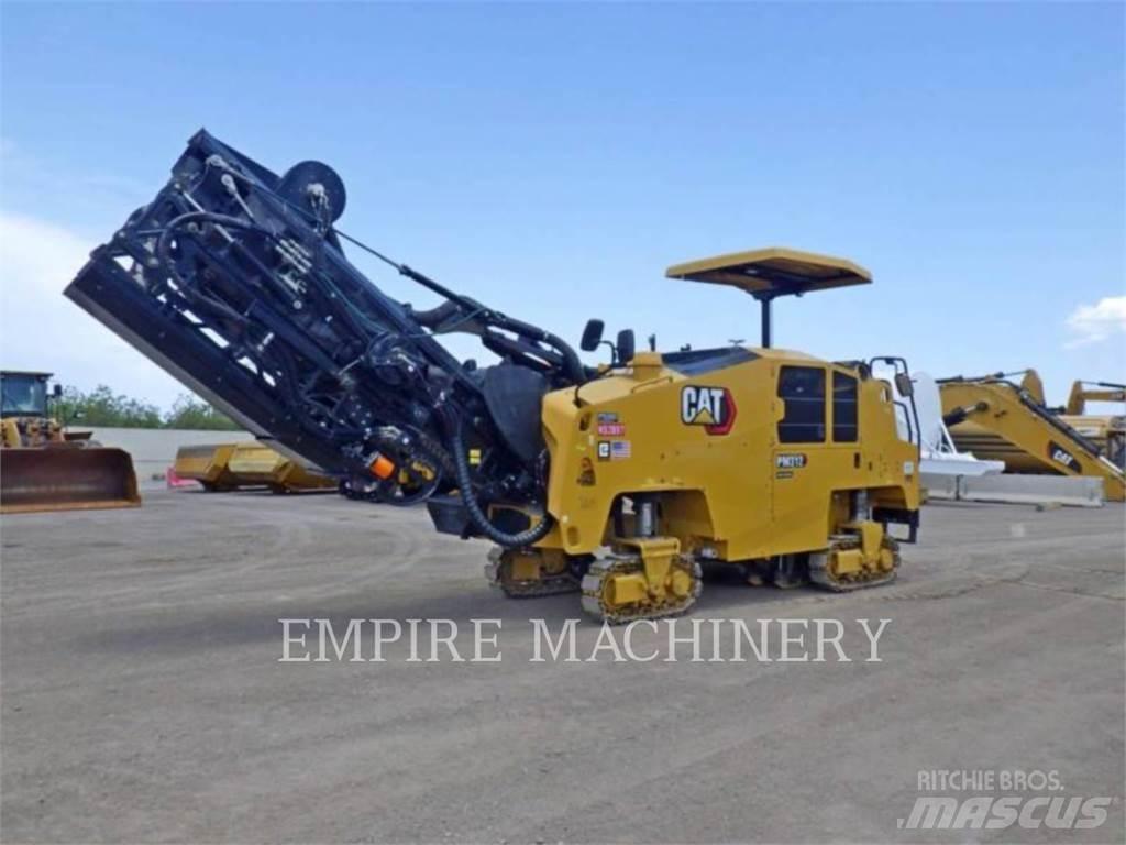 CAT PM312-02 Aszfalt terítõ gépek