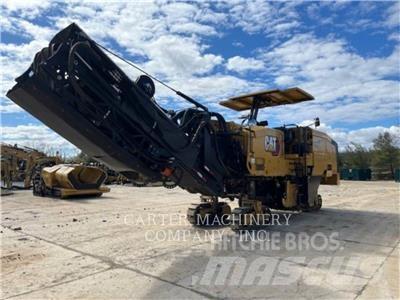CAT PM822 Aszfalt marók