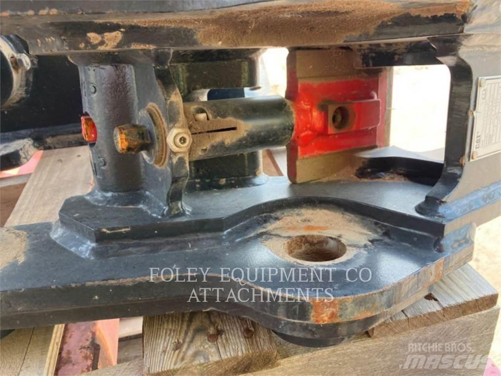 CAT QC305 Lánctalpas kotrók