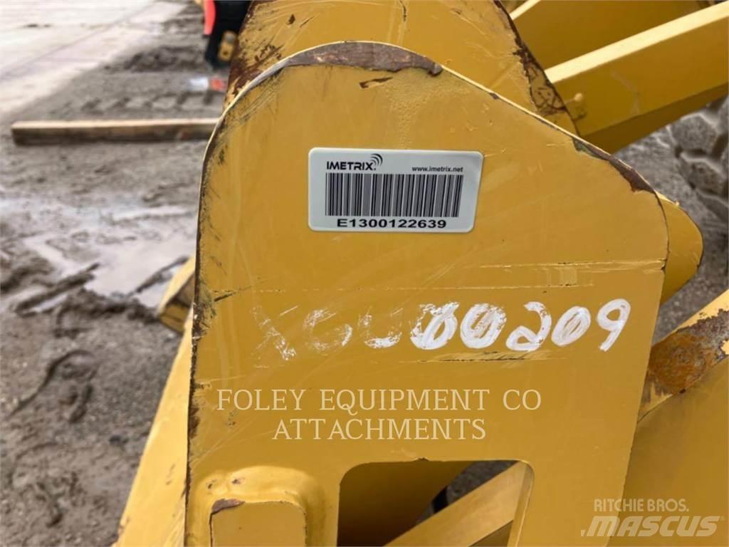 CAT QC938FXD Gumikerekes homlokrakodók