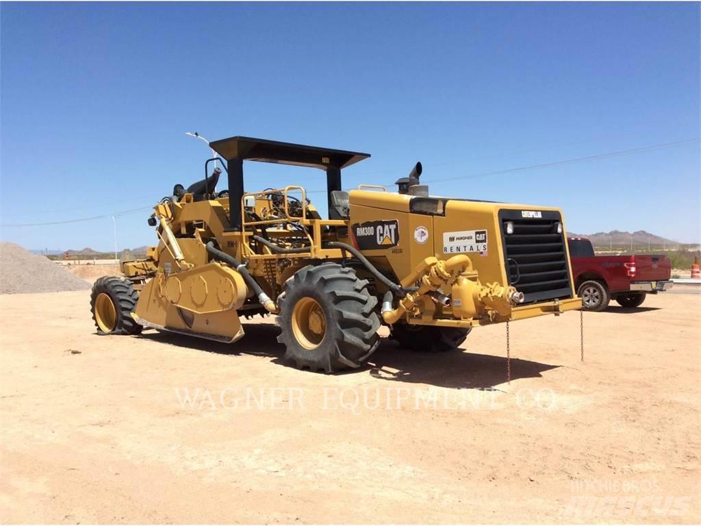 CAT RM-300 Aszfalt aprítók