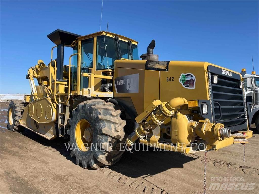 CAT RM300 Aszfalt aprítók