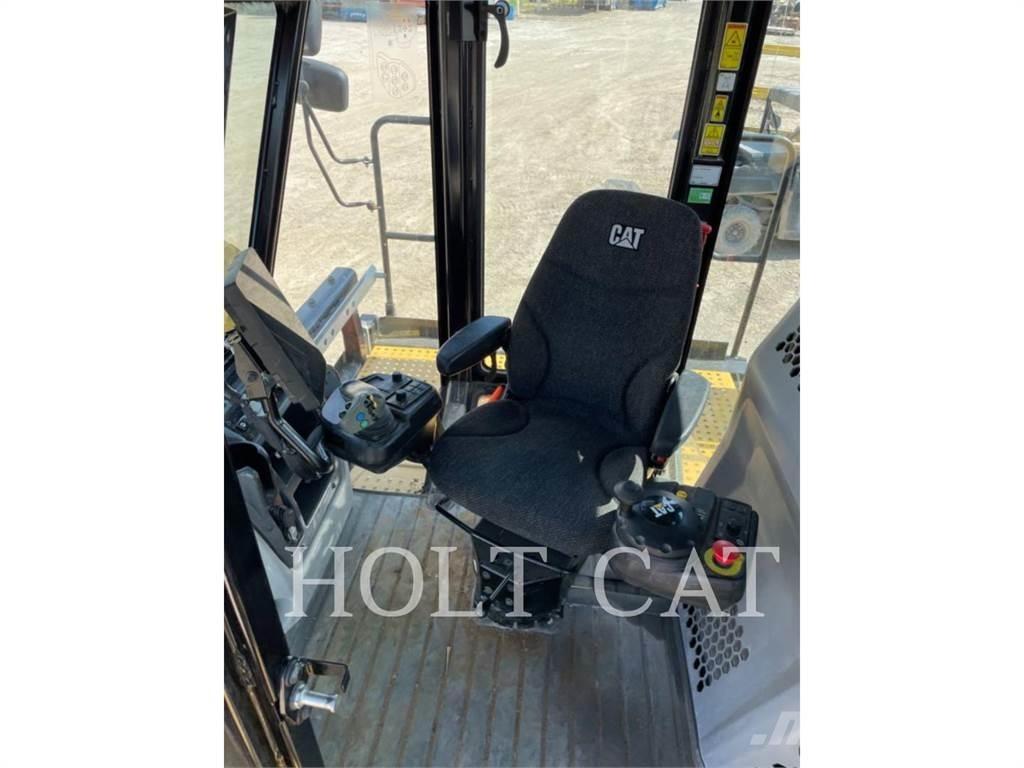 CAT RM400 CAB Aszfalt aprítók