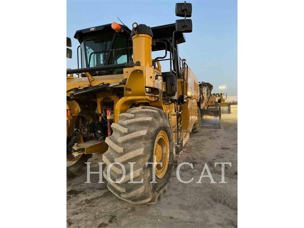 CAT RM800 Aszfalt aprítók