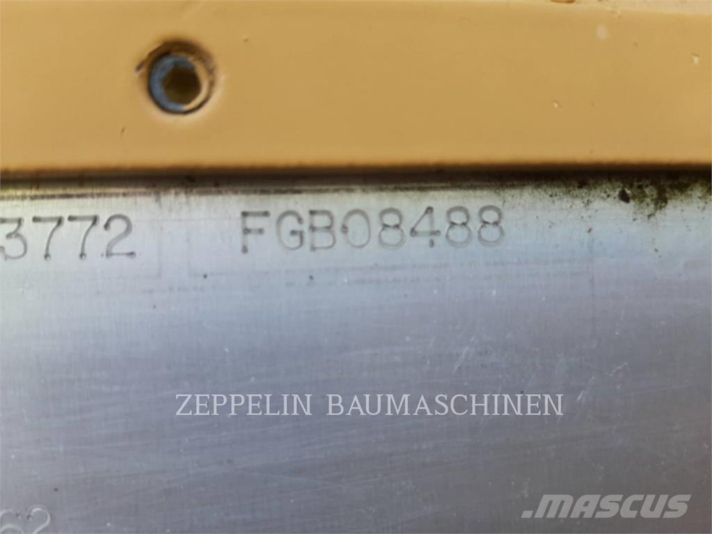 CAT SCHAUFEL CAT 966MXE Kanalak