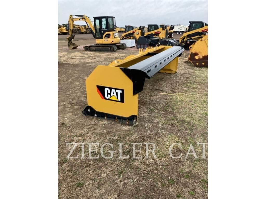 CAT STRAIT SNOW PUSHER Hómarók