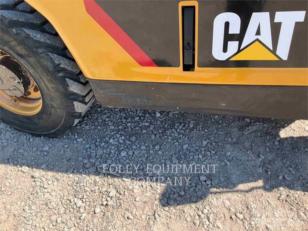 CAT TH255C Földnyesők (szkréperek)