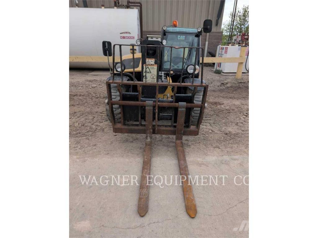 CAT TH255C Teleszkópos rakodók