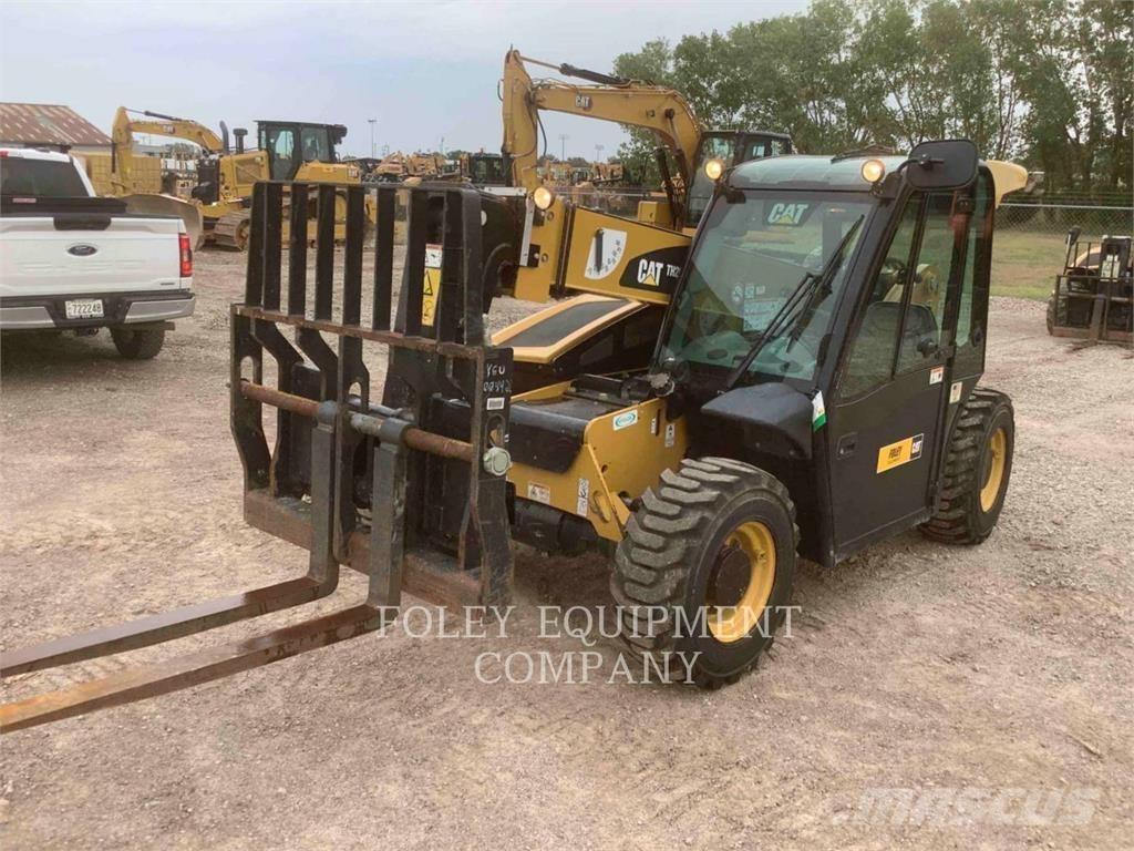 CAT TH255C Teleszkópos rakodók