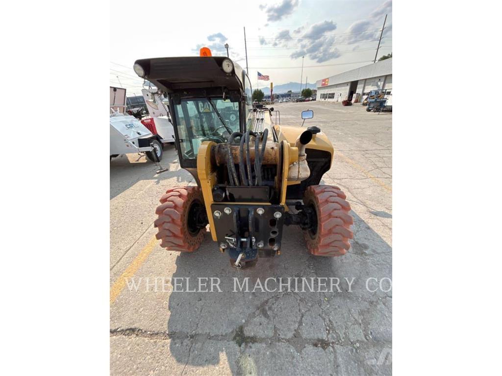 CAT TH255C CB Teleszkópos rakodók