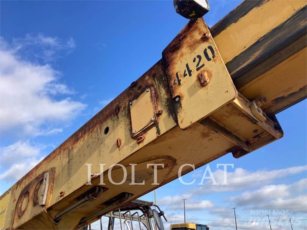 CAT TH63 Teleszkópos rakodók