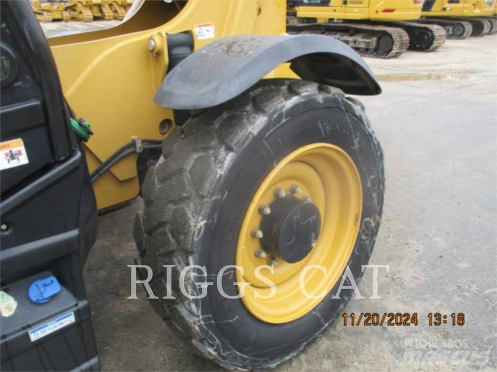 CAT TL1055D Teleszkópos rakodók