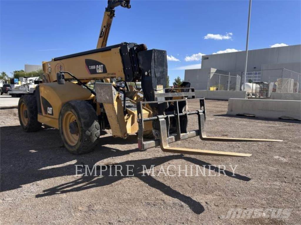 CAT TL1055D Teleszkópos rakodók