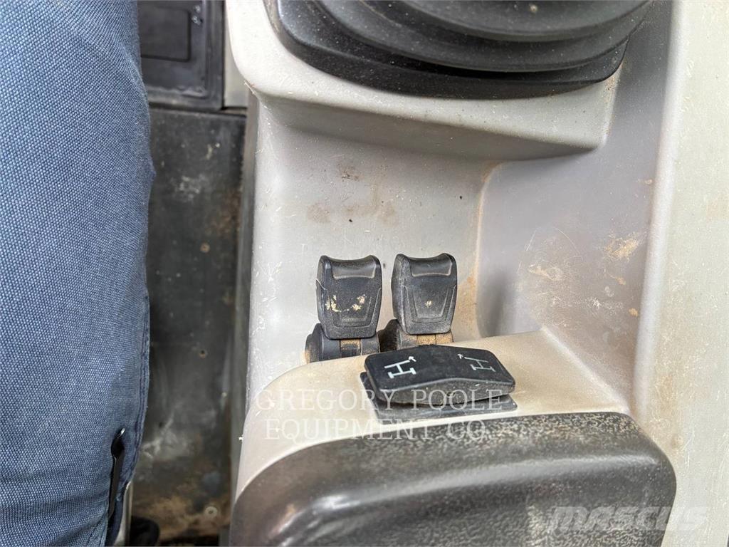 CAT TL1055D Teleszkópos rakodók