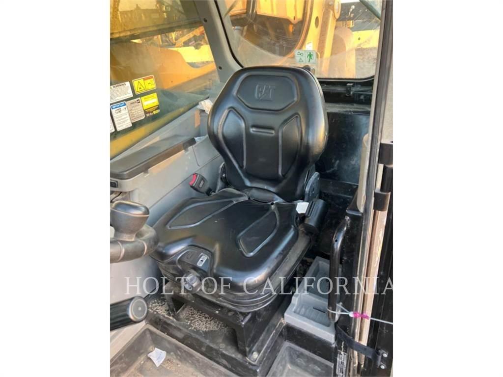 CAT TL1255D Teleszkópos rakodók