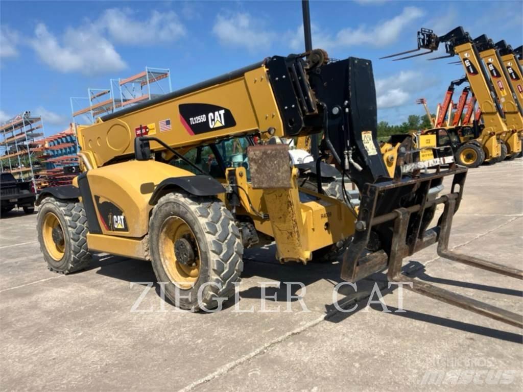CAT TL1255D Teleszkópos rakodók