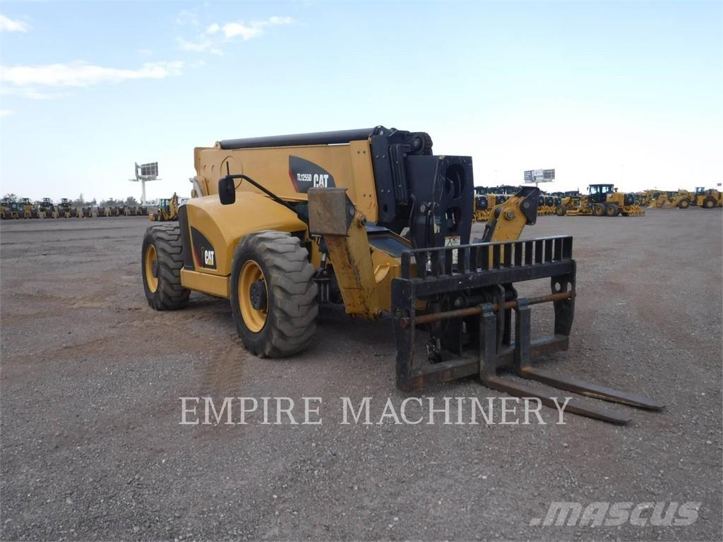 CAT TL1255D Teleszkópos rakodók