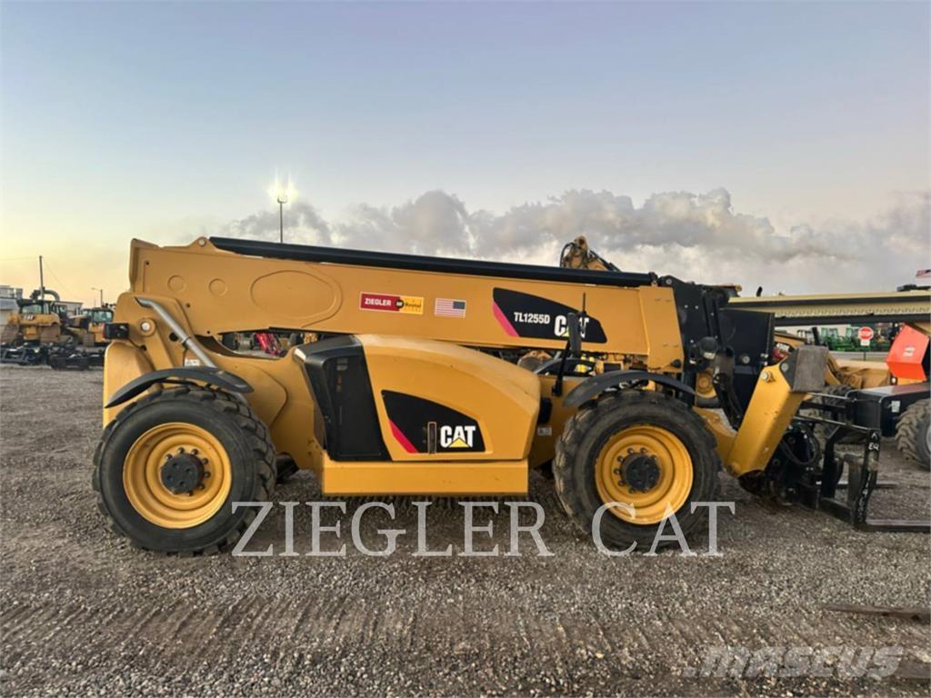 CAT TL1255D Teleszkópos rakodók