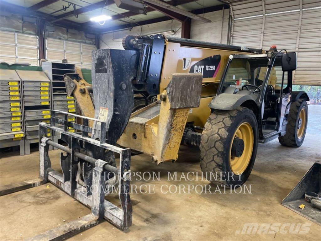 CAT TL1255D Teleszkópos rakodók