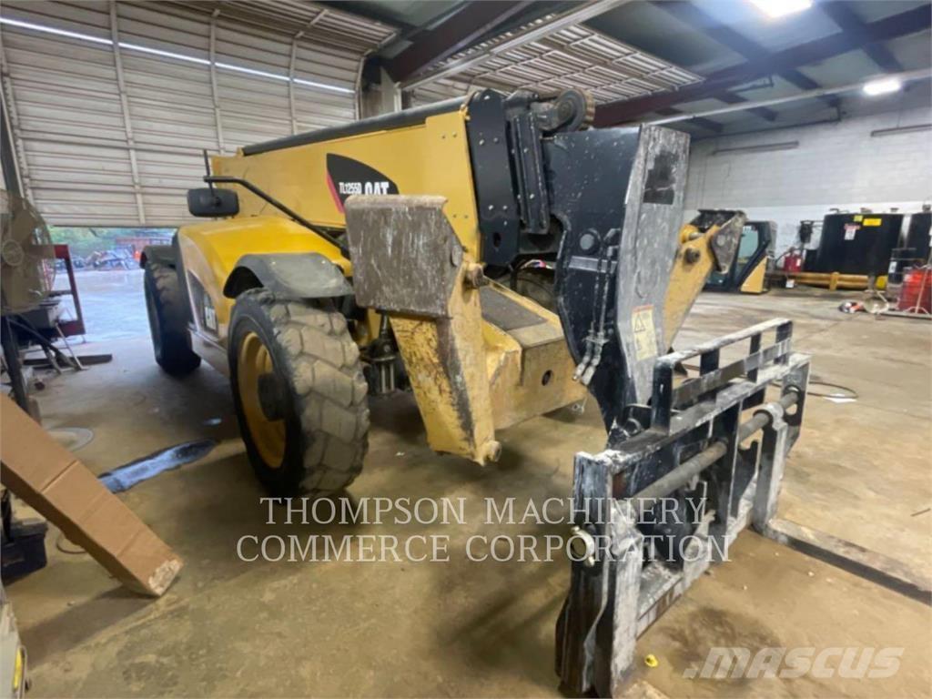 CAT TL1255D Teleszkópos rakodók