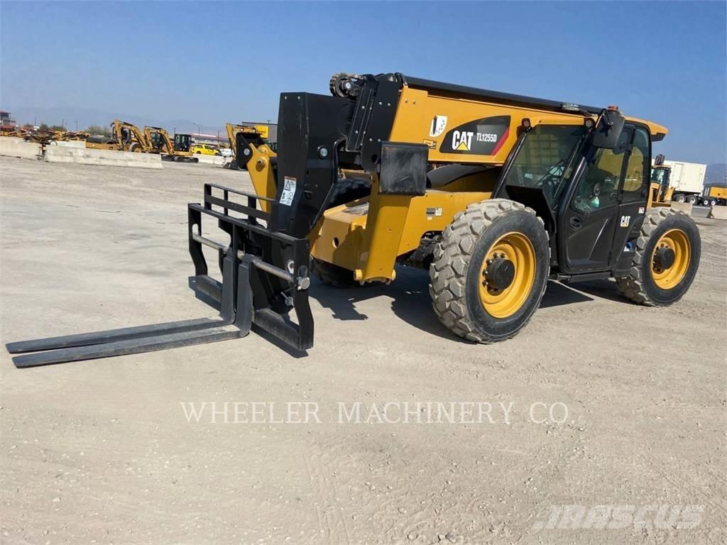 CAT TL1255D CB Teleszkópos rakodók