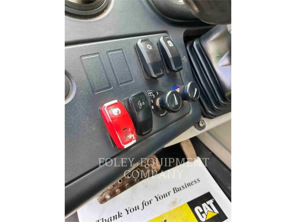 CAT TL1255DC Teleszkópos rakodók