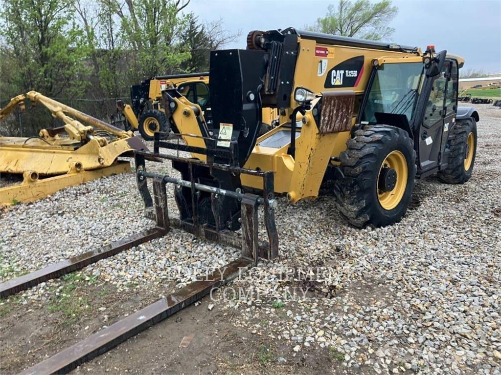 CAT TL1255DC Teleszkópos rakodók