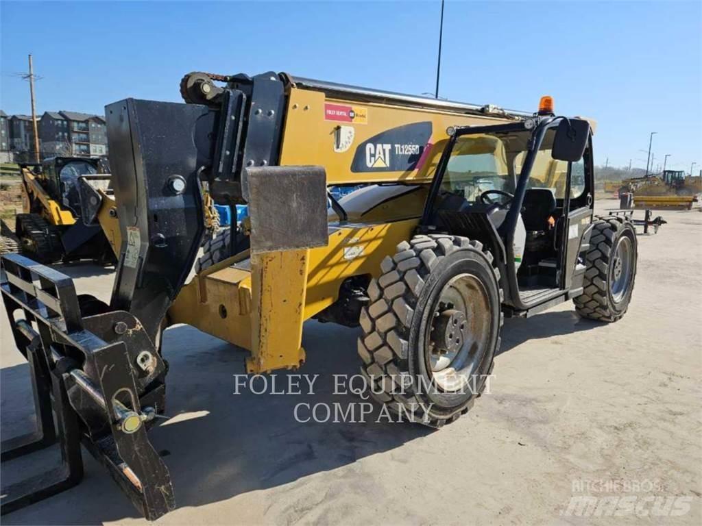 CAT TL1255DO Teleszkópos rakodók