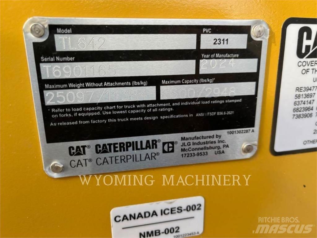 CAT TL642 Teleszkópos rakodók
