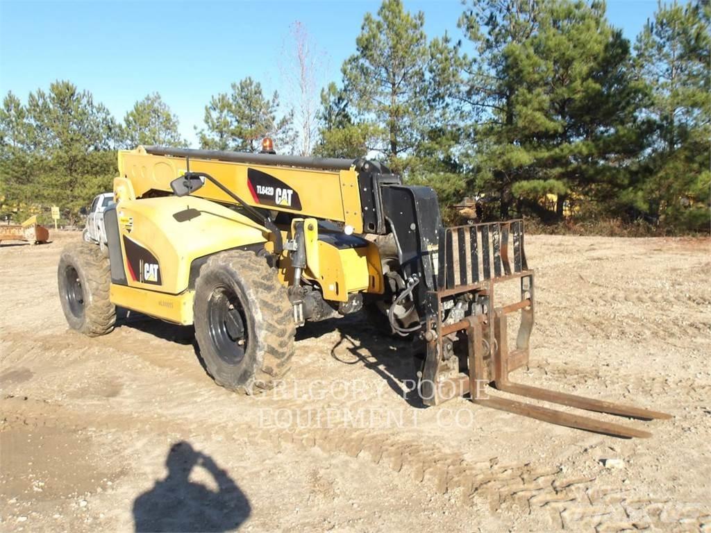 CAT TL642D Teleszkópos rakodók