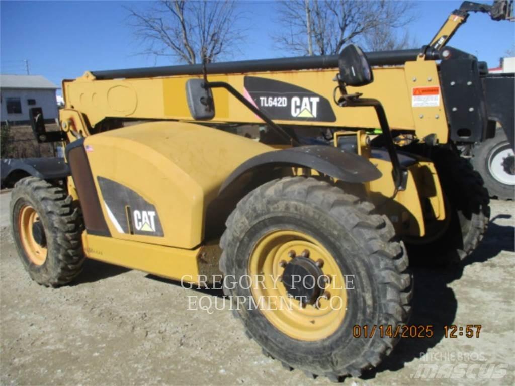 CAT TL642D Teleszkópos rakodók