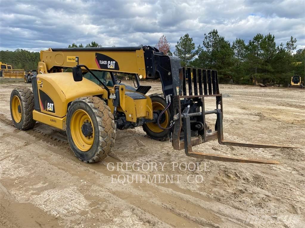 CAT TL642D Teleszkópos rakodók