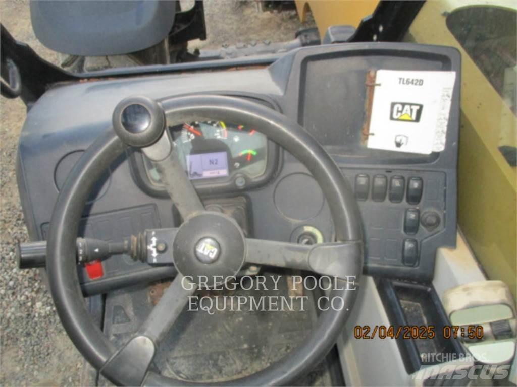 CAT TL642D Teleszkópos rakodók